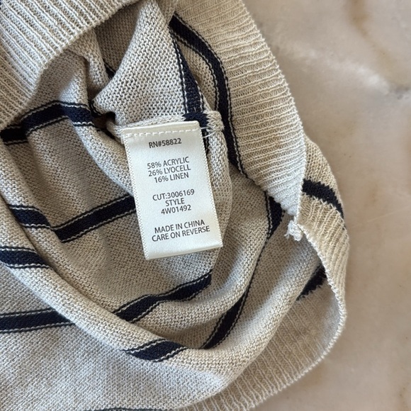 Max Studio Linen Blend Beige and Navy Knit Top Sz L - Picture 4 of 9